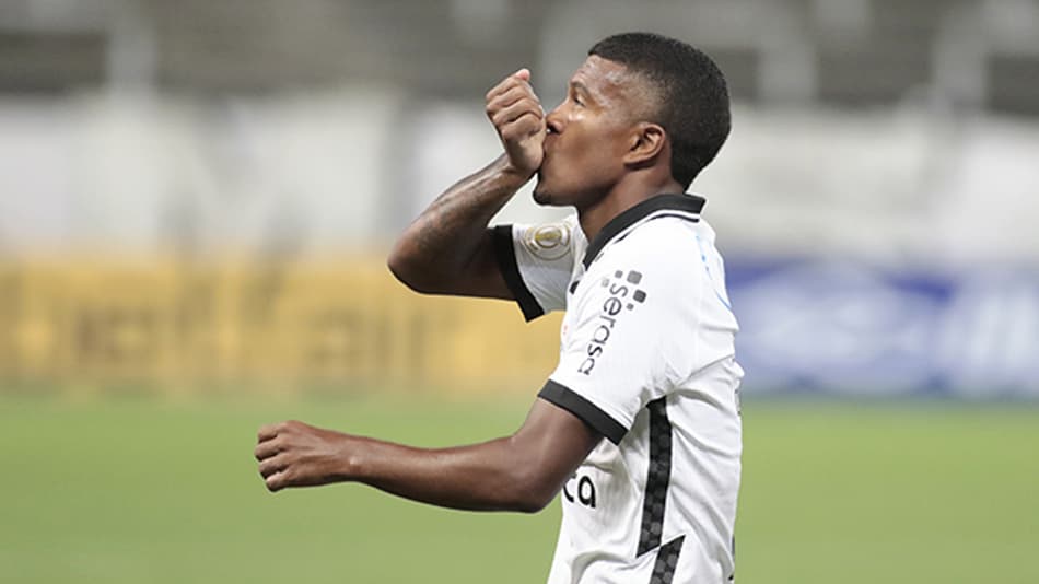 VÍDEO: De virada! Veja os gols da vitória do Corinthians sobre o Ceará