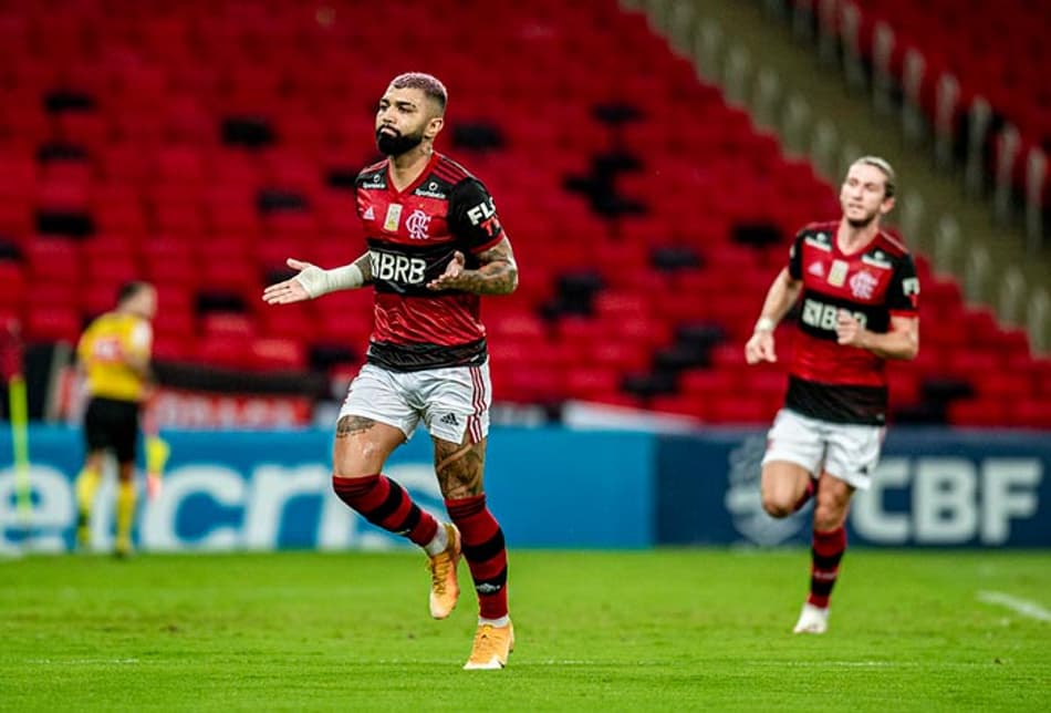 Dose dupla: Flamengo vence, aumenta o drama do Vasco e encurta a distância para o líder