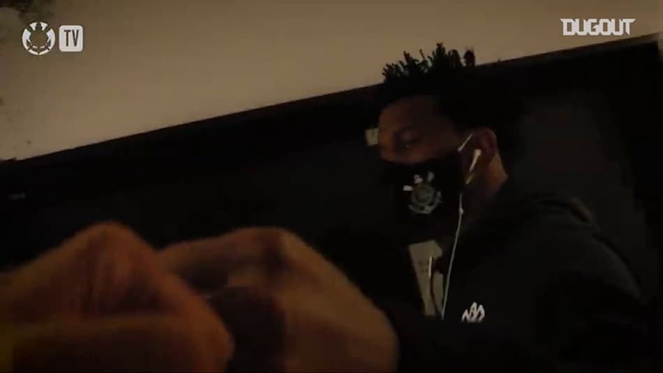 VÍDEO: Veja os bastidores da vitória do Corinthians sobre o Ceará