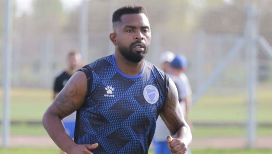 Em meio a homenagens, jogadores pedem atenção à saúde mental dos atletas após morte de Morro García