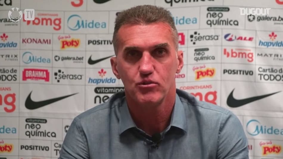 Mancini aponta falta de critério da arbitragem em relação ao Corinthians: ‘Peso diferente’