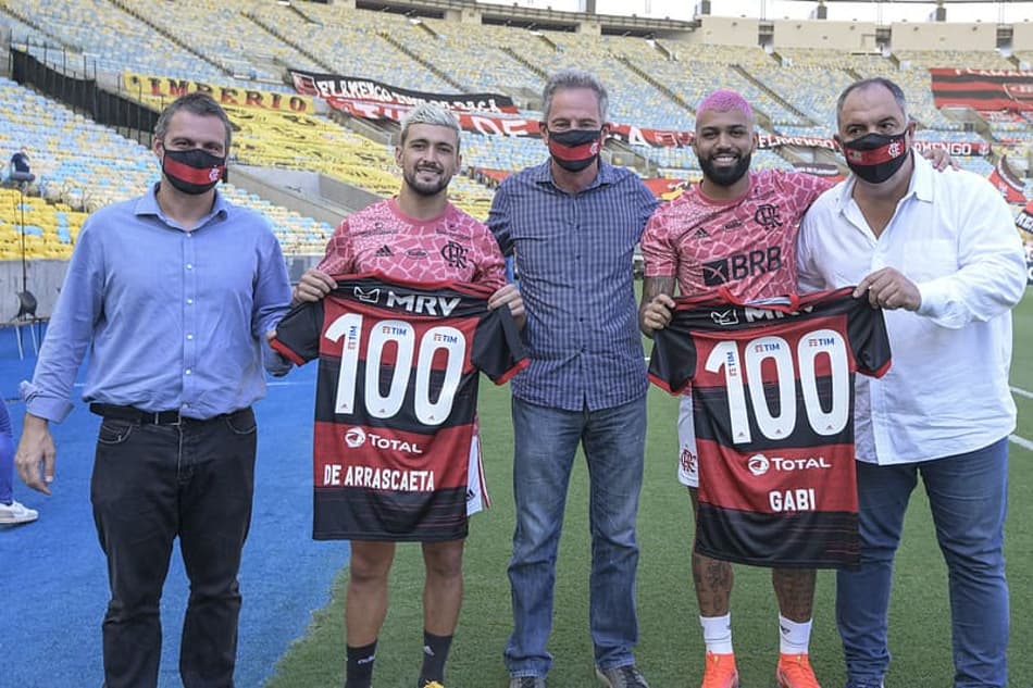 Bruno Spindel, Arrascaeta, Rodolfo Landim, Gabriel Barbosa Gabigol e Marcos Braz