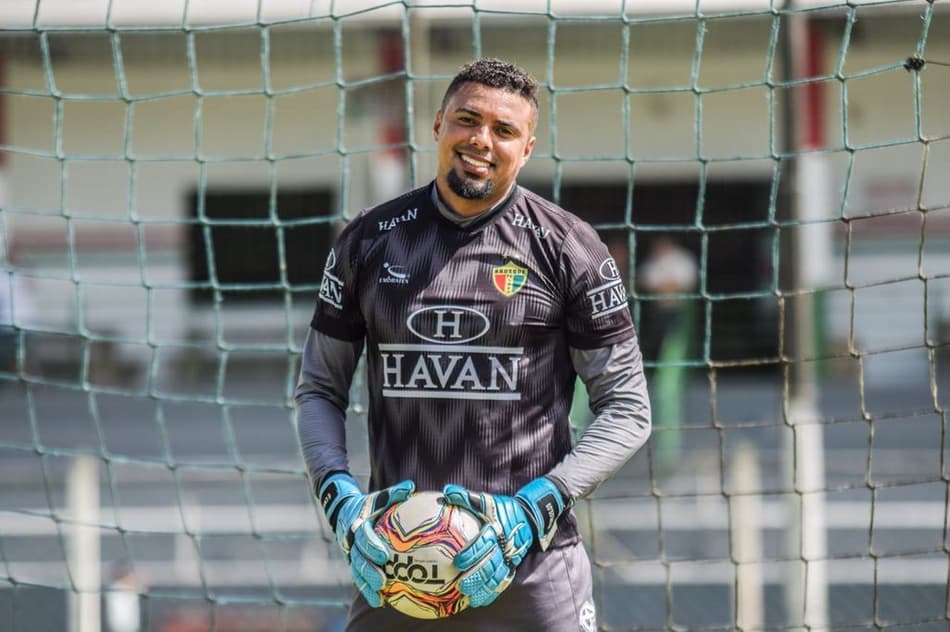 Zé Carlos pede tranquilidade e pés no chão no Campeonato Catarinense