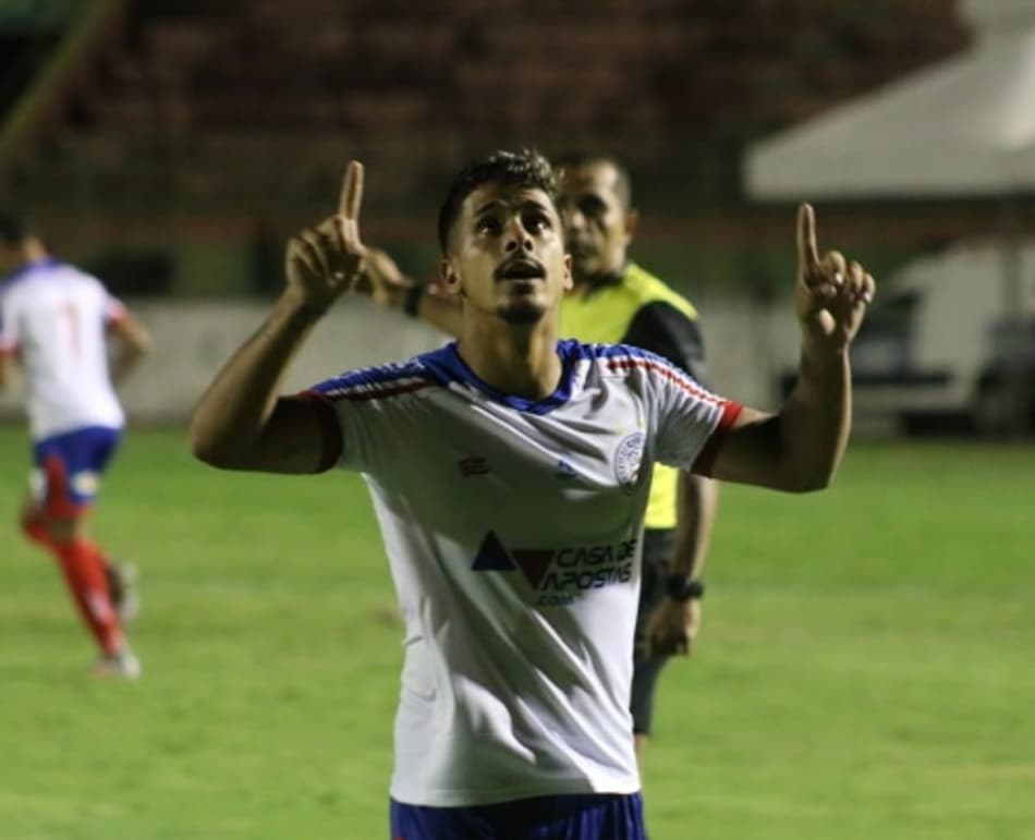 Com facilidade, Bahia bate o Doce Mel e vence a primeira no estadual