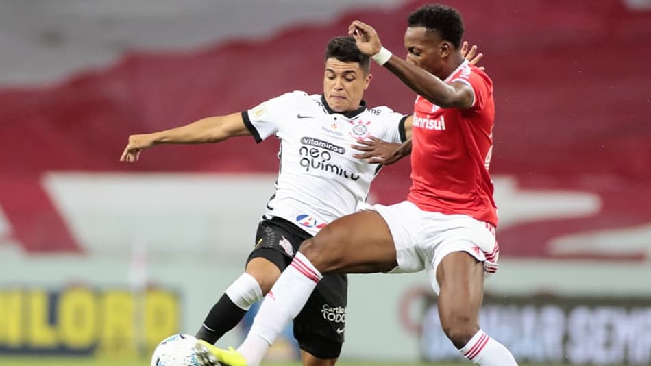 Cássio brilha, Internacional apenas empata com o Corinthians e fica com o vice