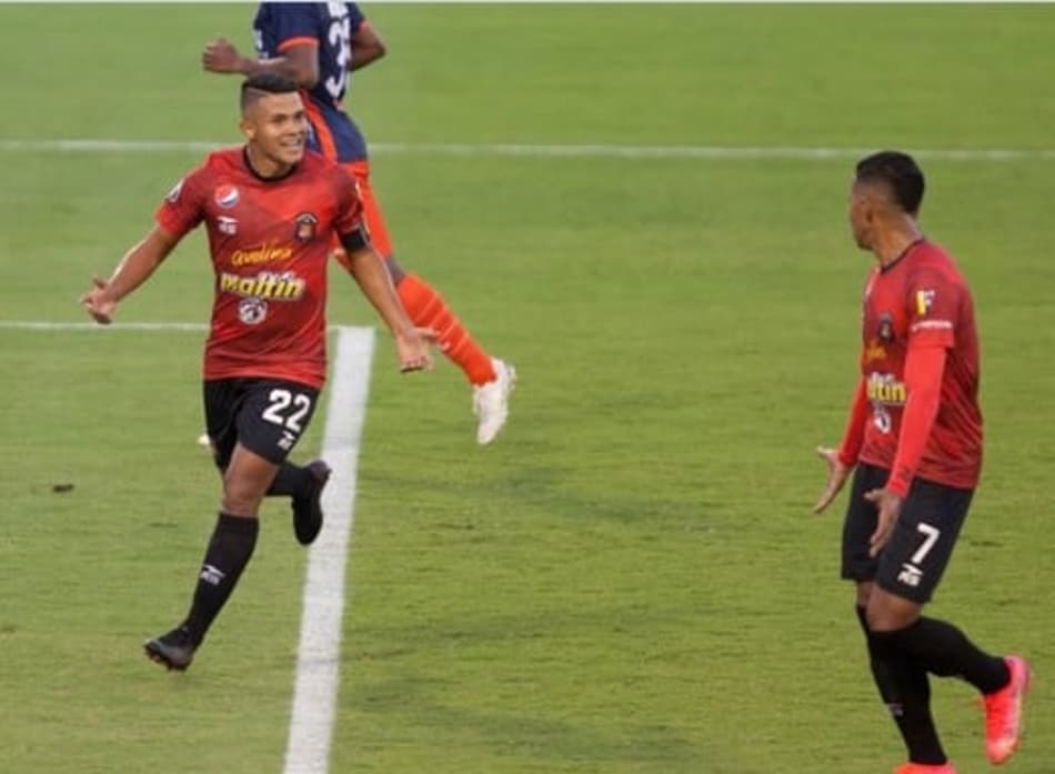 Sem sustos, Caracas bate César Vallejo e avança na Libertadores
