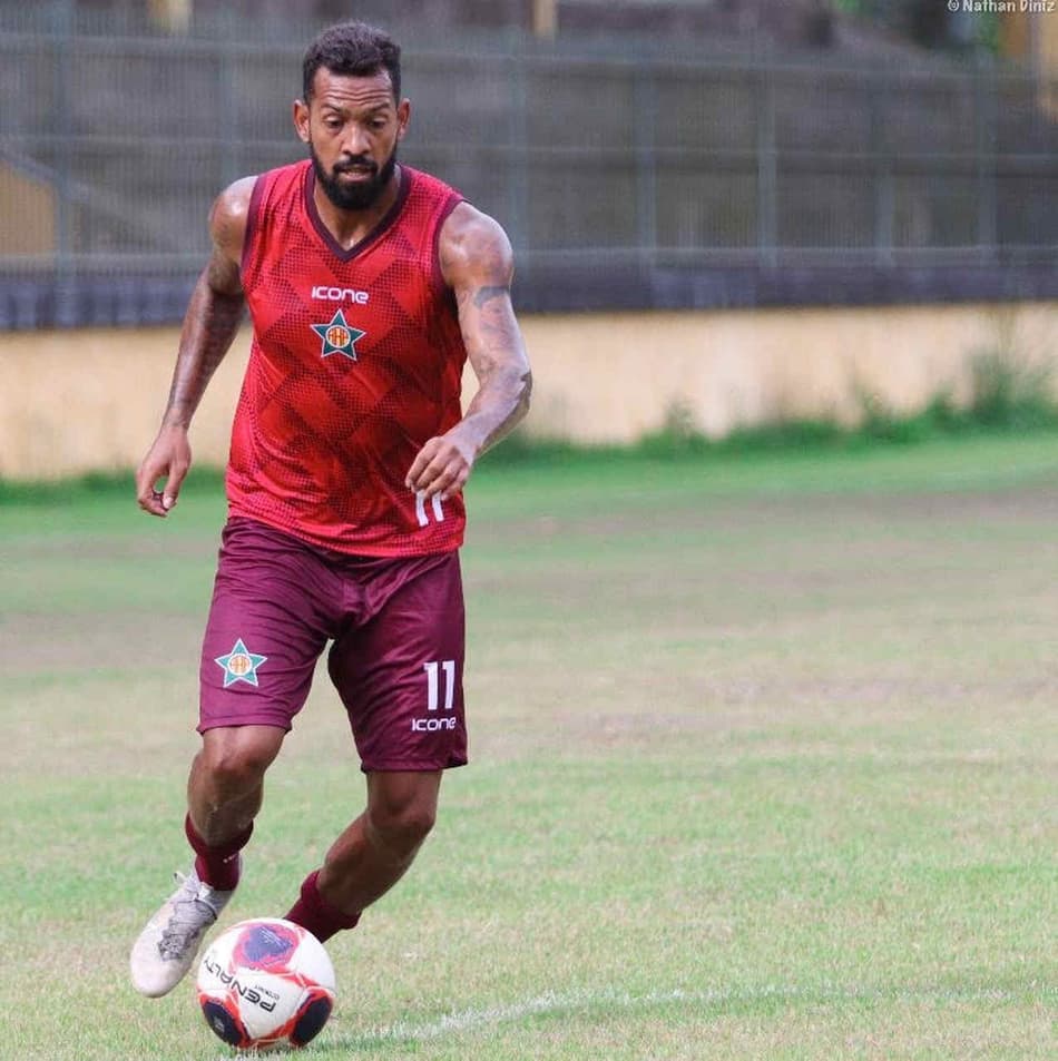 Everton Heleno celebra boa fase na Portuguesa-RJ: ‘Estou vivendo um momento muito especial’