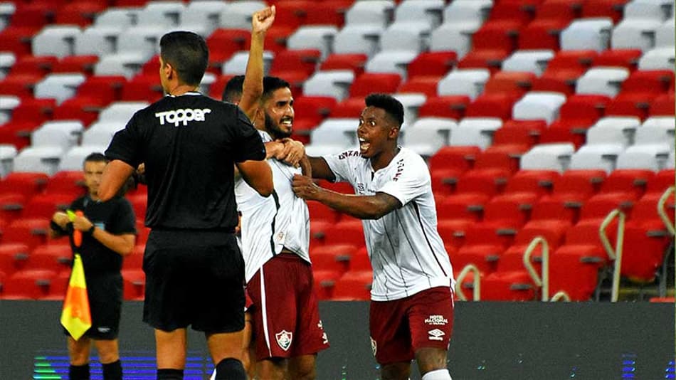 Na estreia de Roger, Fluminense derrota o Flamengo com um golaço e vence a primeira no Carioca