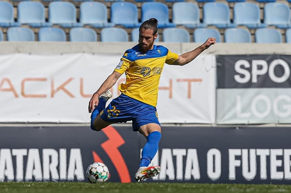 'Artilheiro' em Portugal, ex-São Paulo desperta interesse na Europa e Ásia