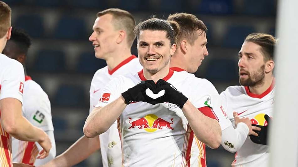 RB Leipzig vence fora de casa e fica a um ponto do líder Bayern de Munique