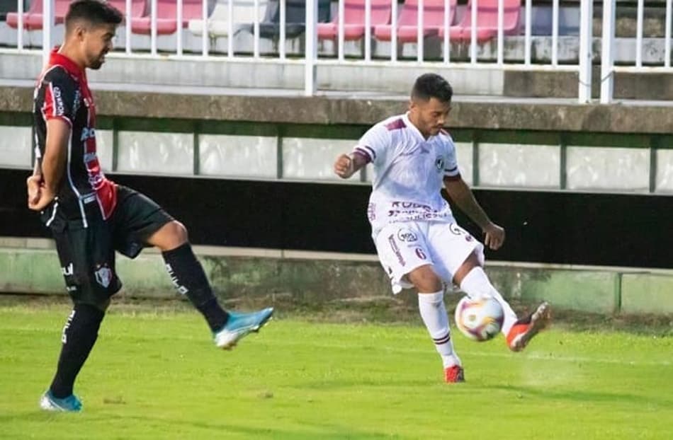 No Juventus-SC, lateral-esquerdo faz análise do Figueirense