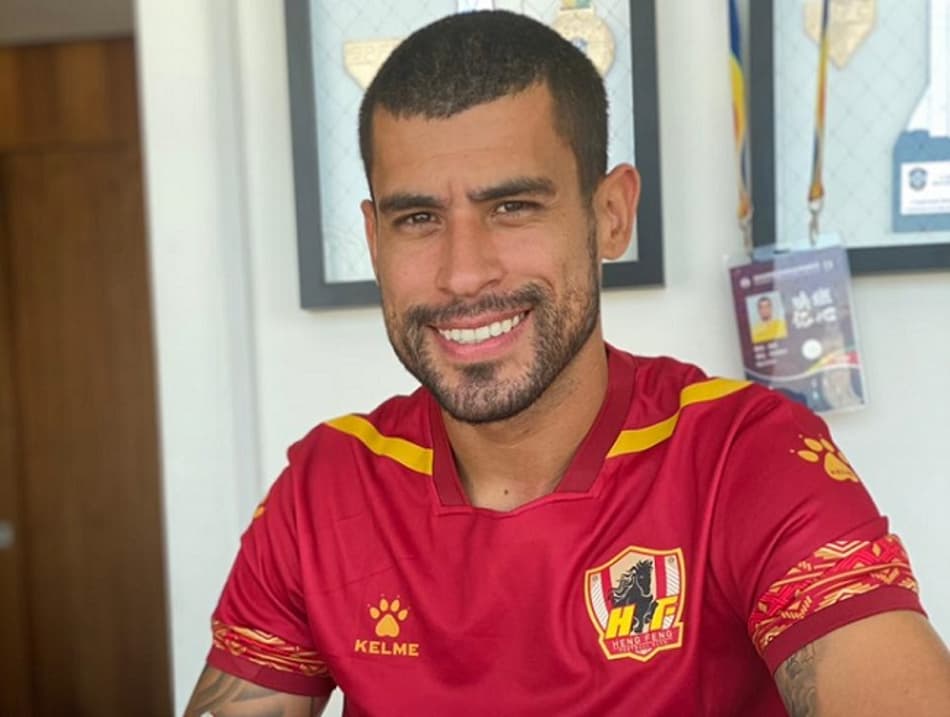 Ex-São Paulo assegura sua continuidade no futebol chinês