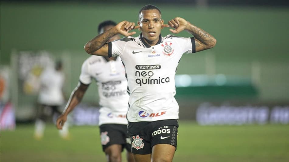 ATUAÇÕES: Otero se salva em noite ruim do Corinthians, que passa nos pênaltis