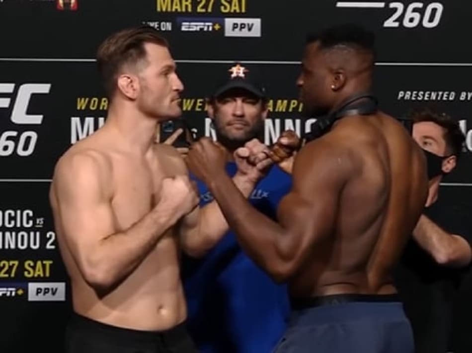 Miocic e Ngannou disputam cinturão peso-pesado na luta principal do UFC 260; dois brasileiros entram em ação