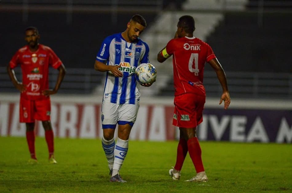 Copa do Nordeste: em confronto movimentado, CSA e 4 de Julho ficam no empate no Rei Pelé