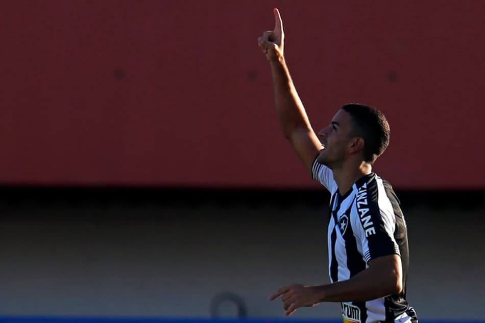 Botafogo x Macaé: prováveis times, onde assistir, desfalques e palpites