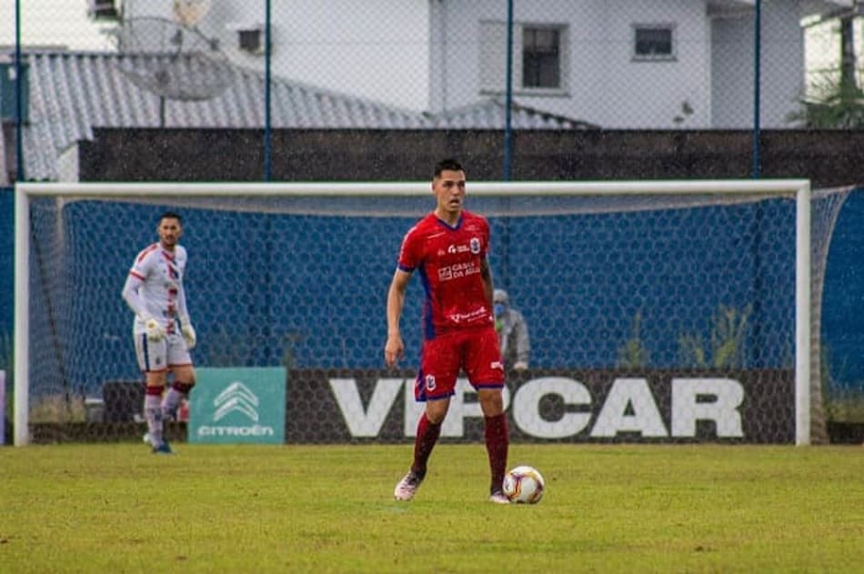 Zagueiro Luan comenta boa fase do Marcílio Dias no Catarinense