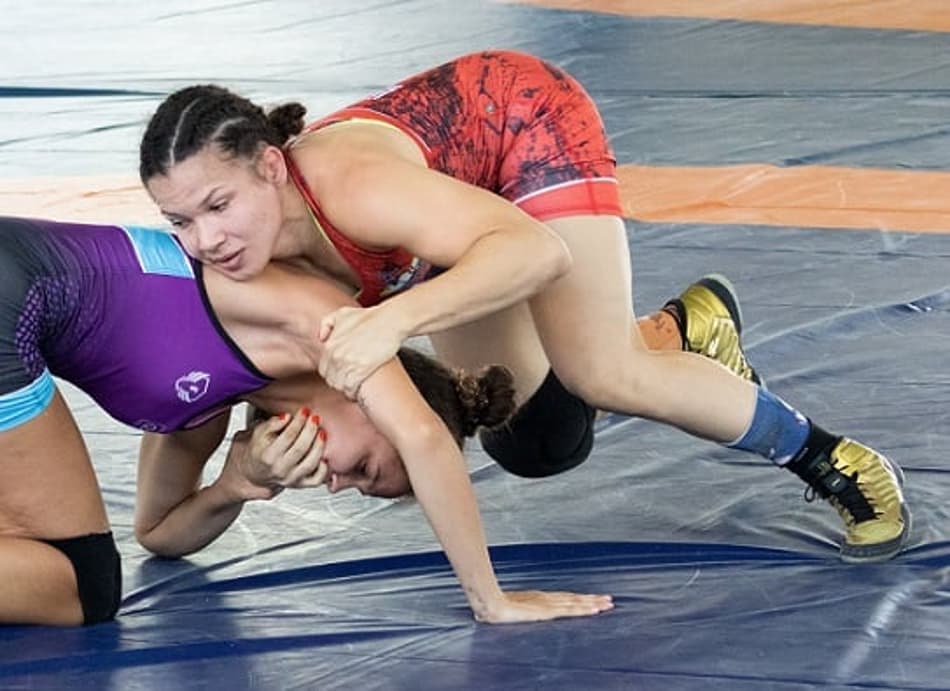 Laís Nunes durante Brasileiro Sênior 2021 (Ruiva Fight/CBW)