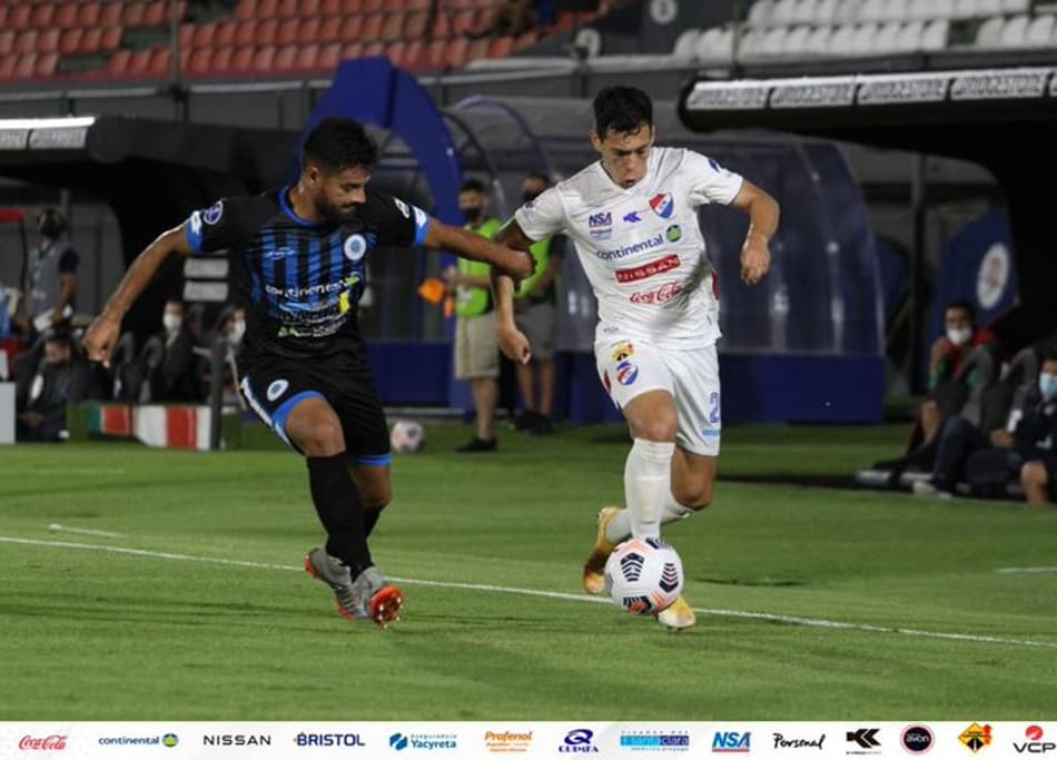 Sul-Americana: 12 de Octubre vence Nacional nos pênaltis e vai a fase de grupos do torneio