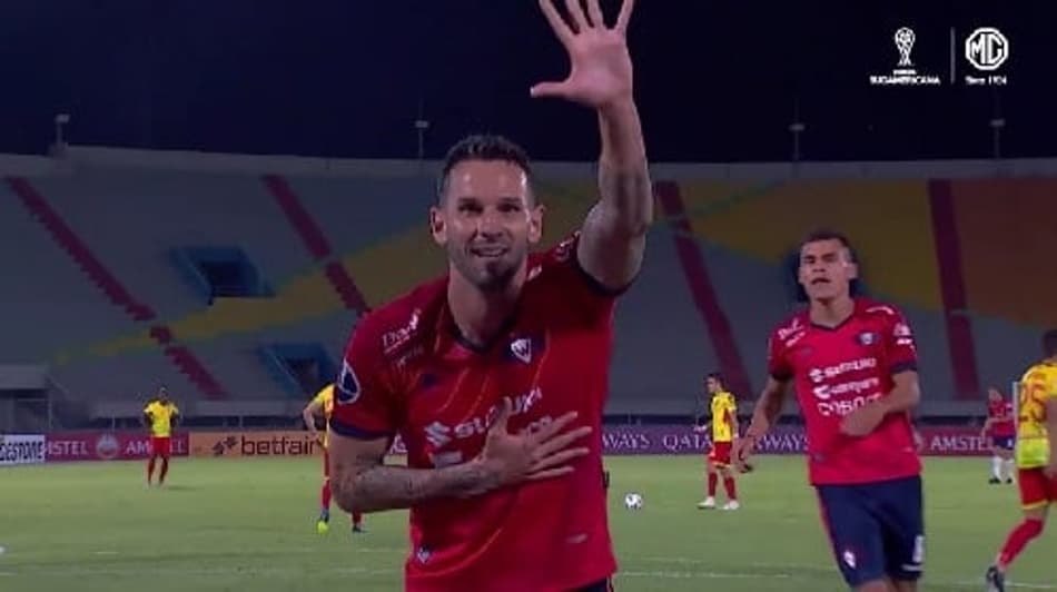 Boliviano: Jorge Wilstermann ameniza a crise com vitória em cima do Real Potosí