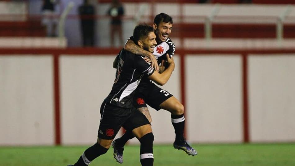 VÍDEO: veja os gols do Vasco na vitória sobre o Tombense pela Copa do Brasil