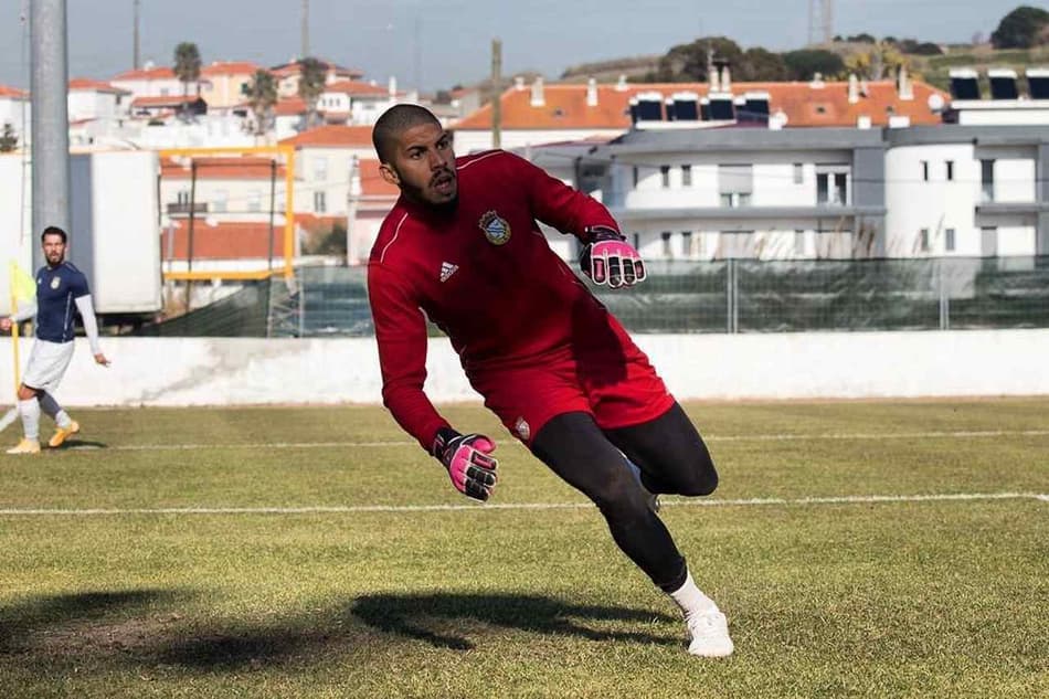 Goleiro do Alverca (POR) dedica "final" de domingo a ex companheiro que faleceu em janeiro