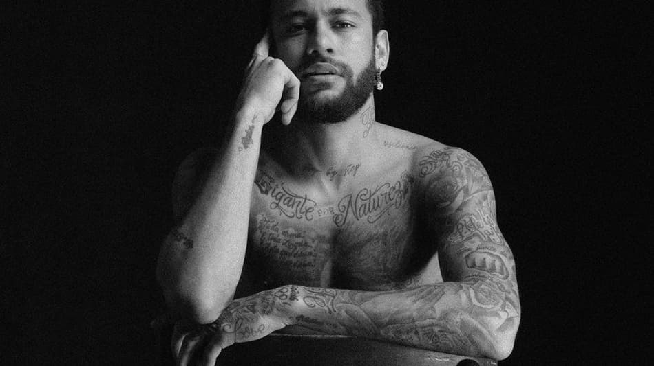 Ex de cantor se encanta com foto de Neymar só de cueca: ‘Oh, meu Deus’