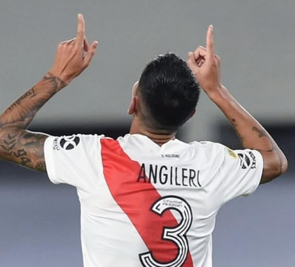 Argentino: Boca perde, aumenta crise e River Plate vence no sufoco