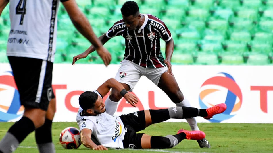 ATUAÇÕES: Com defesa exposta e ataque nulo, Bota perde clássico e é eliminado; Ronald tem a pior nota