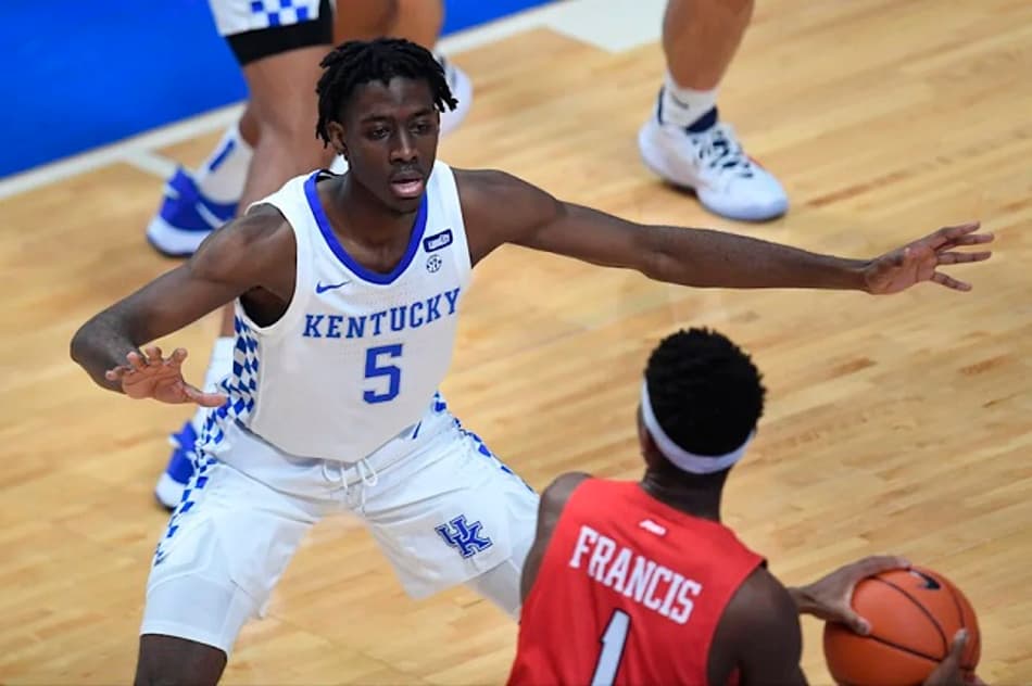 Terrence Clarke, prospecto de Kentucky, morre em acidente de carro