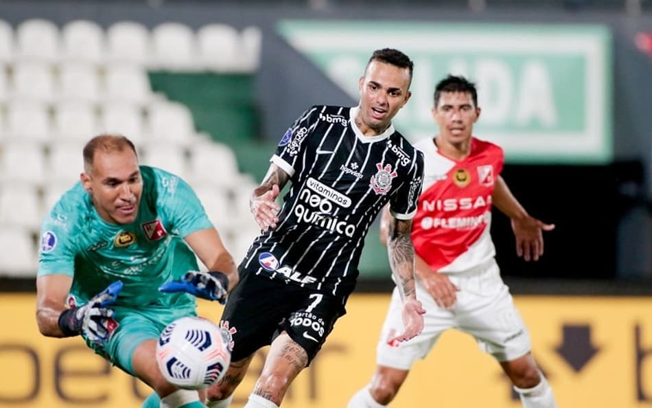 River Plate aposta em retrospecto do xará argentino para superar o Corinthians