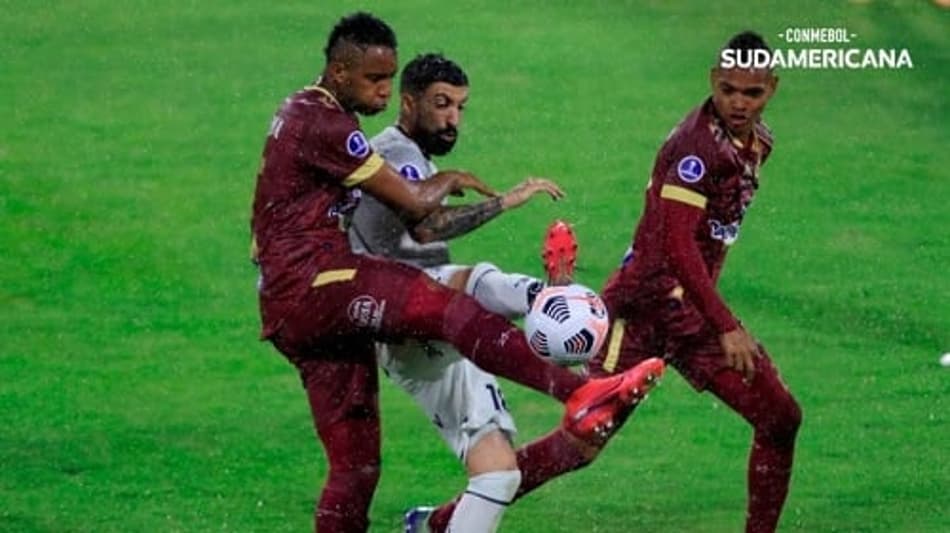 Pelo grupo do RB Bragantino na Sula, Tolima e Talleres ficam no empate