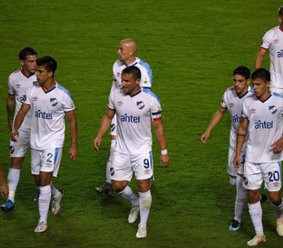 Saiba qual time obteve dois cartões vermelhos de maneira seguida na Libertadores