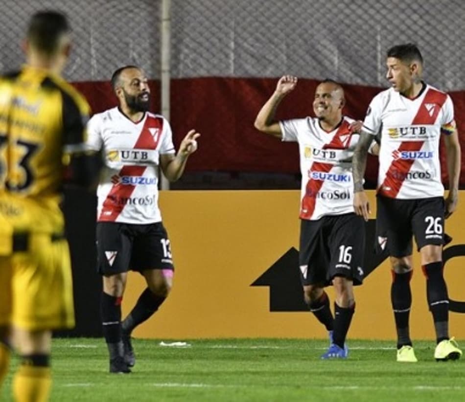 Quinta-feira da Libertadores pode encerrar com líder inusitado