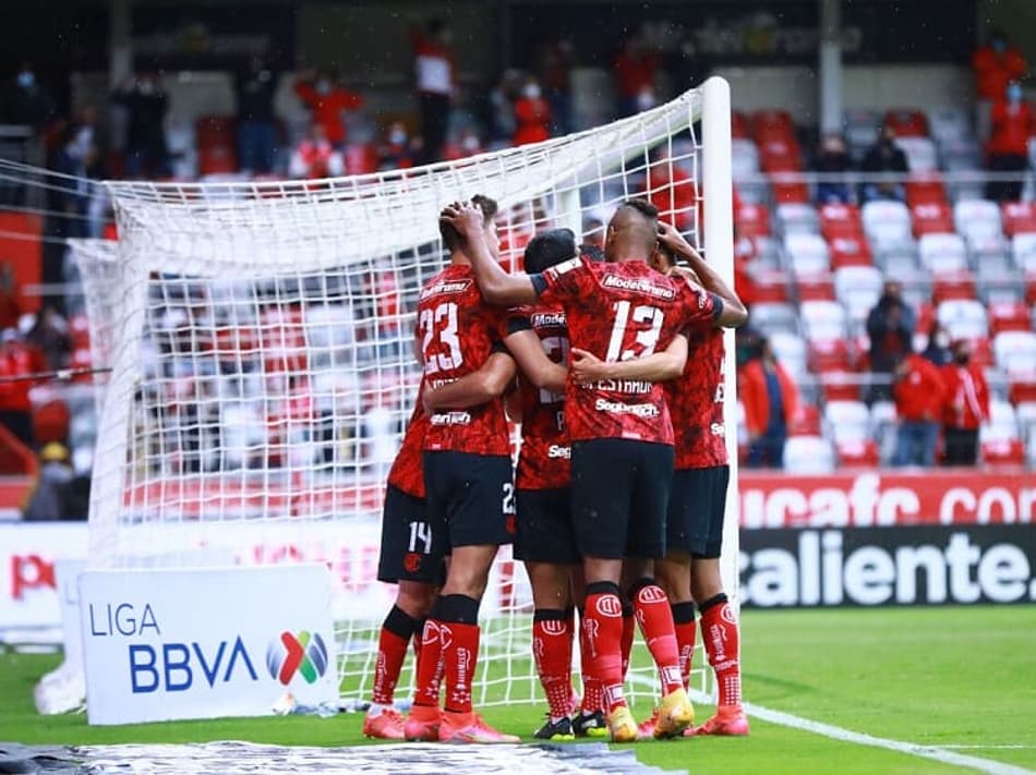 Toluca e Atlas pulam na frente pelas quartas de final da Liga MX
