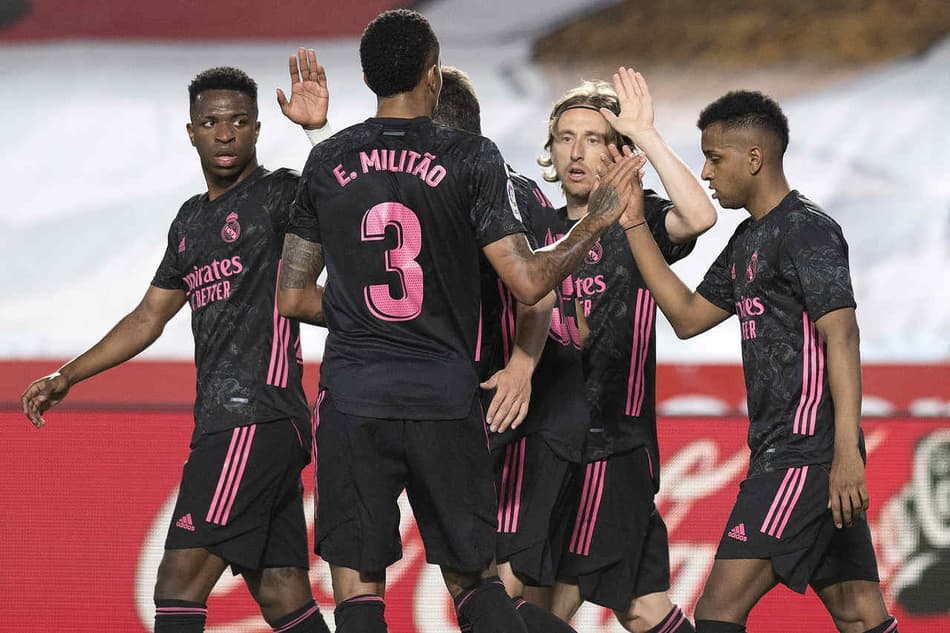 Rodrygo joga bem, marca um gol, Real Madrid vence o Granada e segue sonhando com o título da La Liga