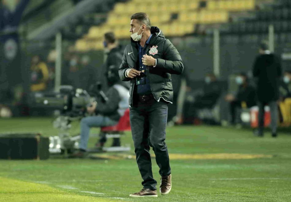 Mancini espera que goleada para o Peñarol ‘sirva para alavancar o Corinthians’ na semi do Paulista