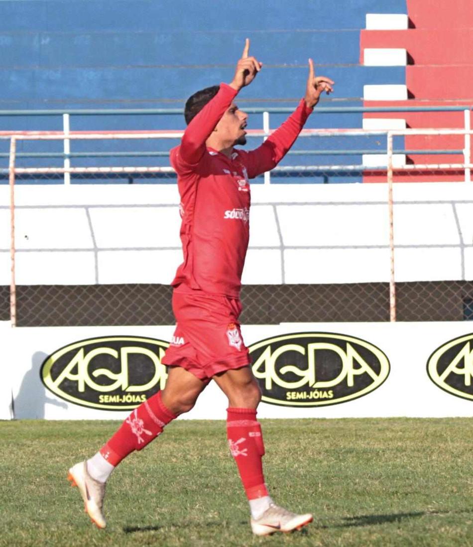 Erick Bahia comemora vitória do Sergipe no jogo de ida da final do Sergipano, mas pede ‘pés no chão’