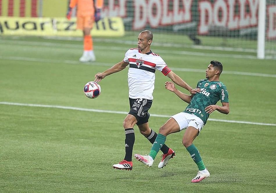 VÍDEO: Miranda projeta decisão no domingo: ‘Vai ser um grande duelo’