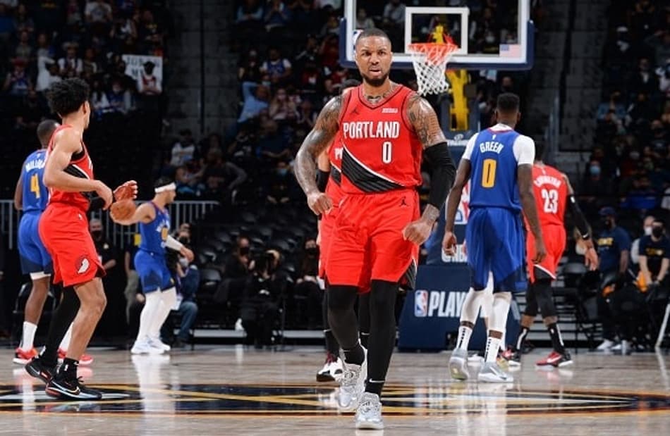 “Ainda não analisei contratações do Blazers”, revela Damian Lillard