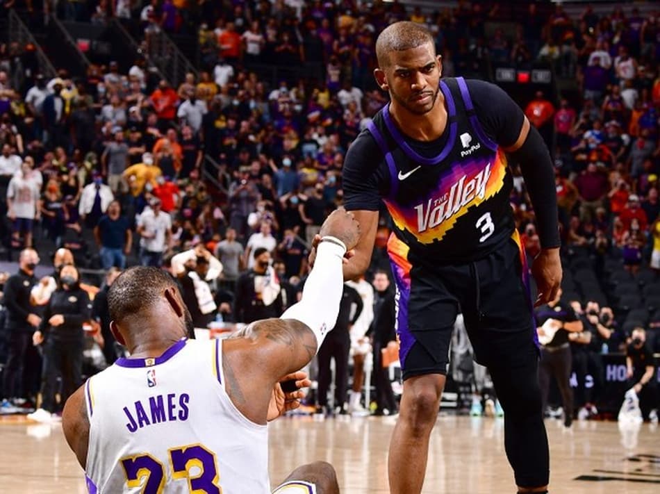Frank Vogel acusa jogada “suja” de Chris Paul contra LeBron