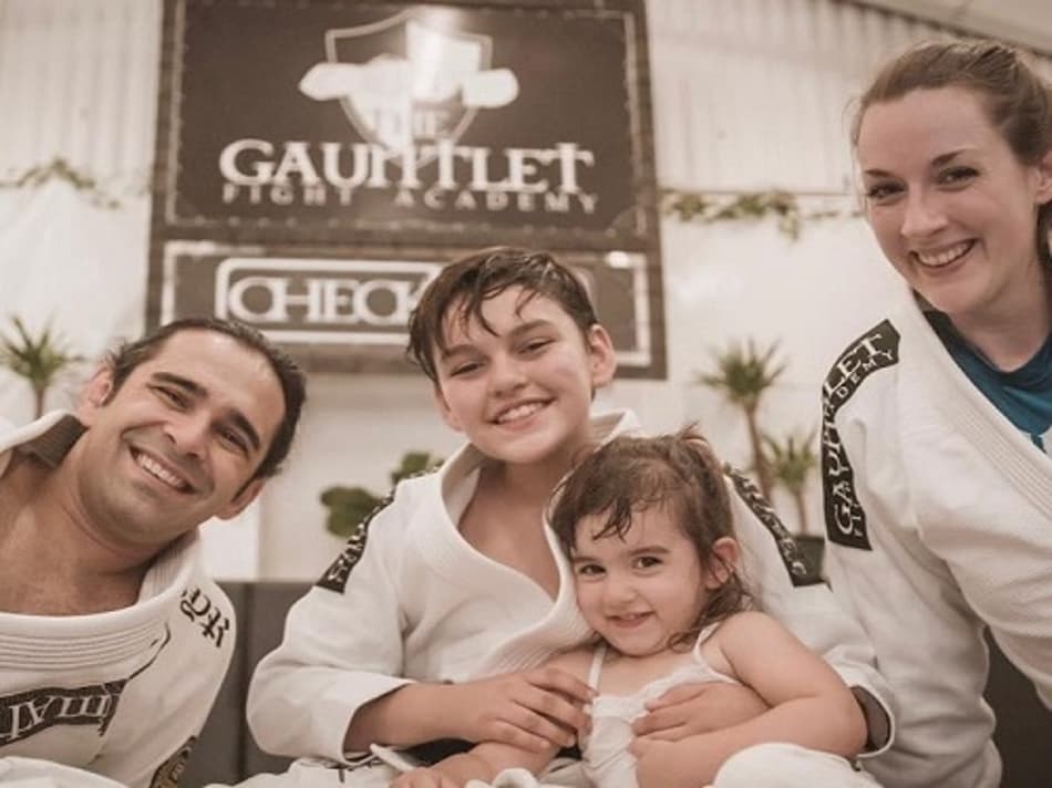 Faixa-preta de Jiu-Jitsu, brasileiro vira tema de documentário: ‘Incrível’