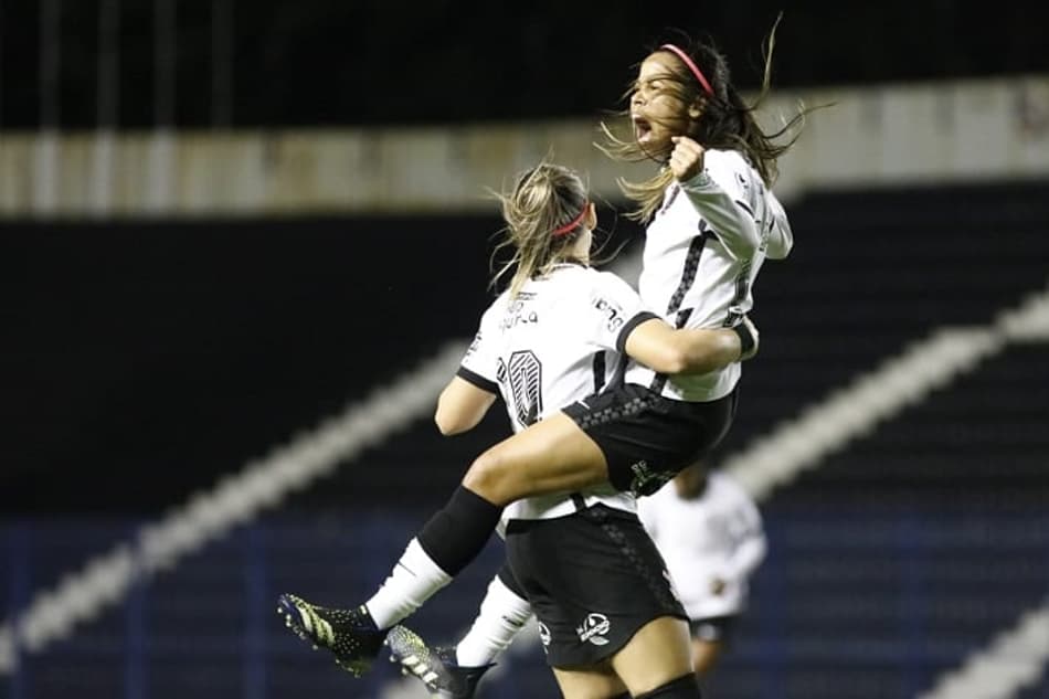 Corinthians goleia e dá passo importante para a classificação no Brasileirão Feminino