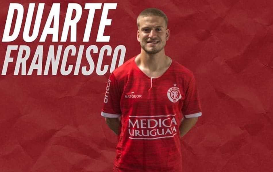 Incêndio faz jogador do Rentistas ser resgatado às pressas de hotel