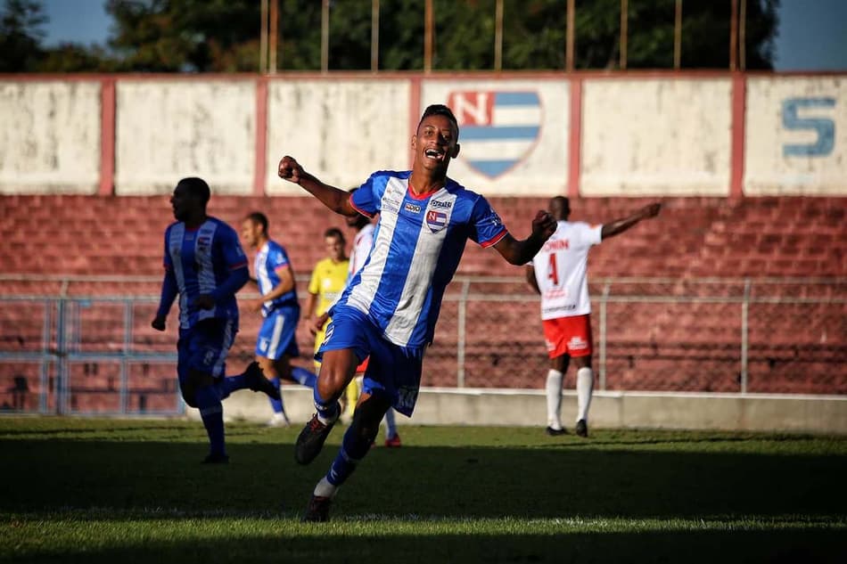 Com dois gols de Éder, Nacional goleia Bandeirante e confirma vaga nas quartas da A3 do Paulista