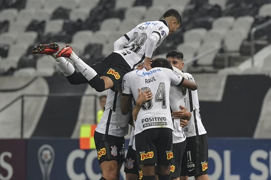 VÍDEO: O que falaram os autores dos gols do Corinthians em goleada pela Sul-Americana; confira