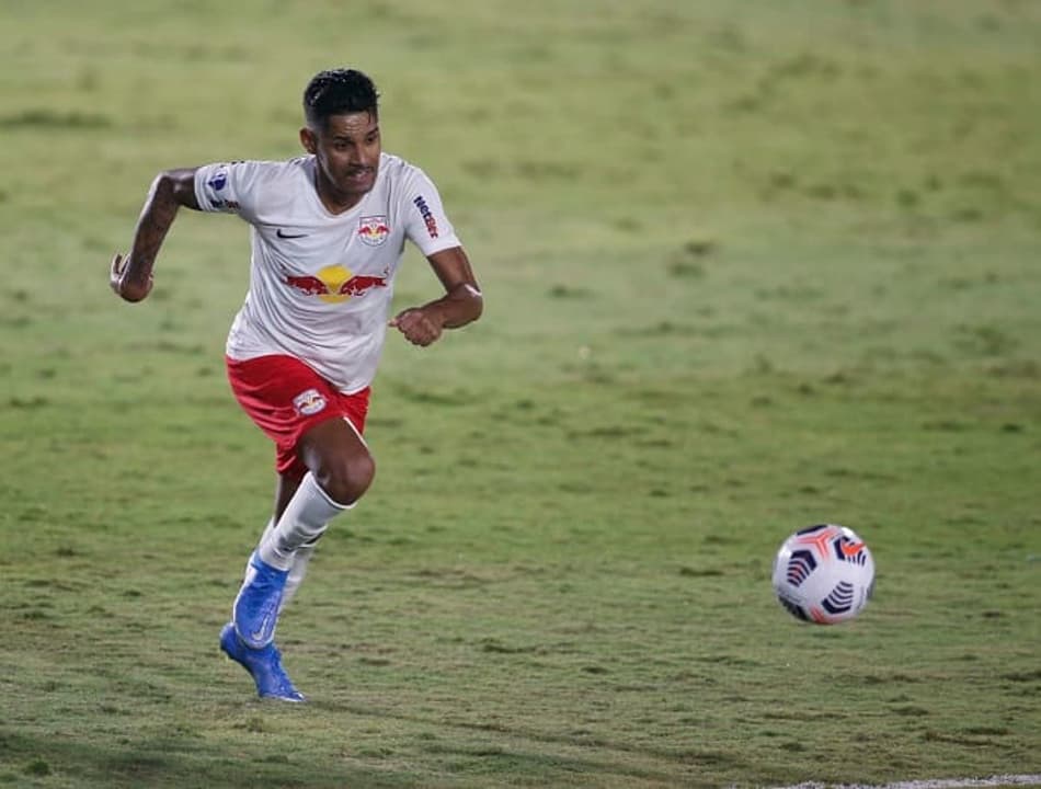 Aderlan fala sobre bom momento do Bragantino na temporada