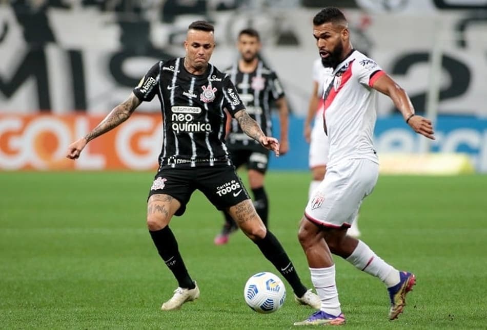Corinthians x Atlético-GO: prováveis escalações, desfalques e onde assistir