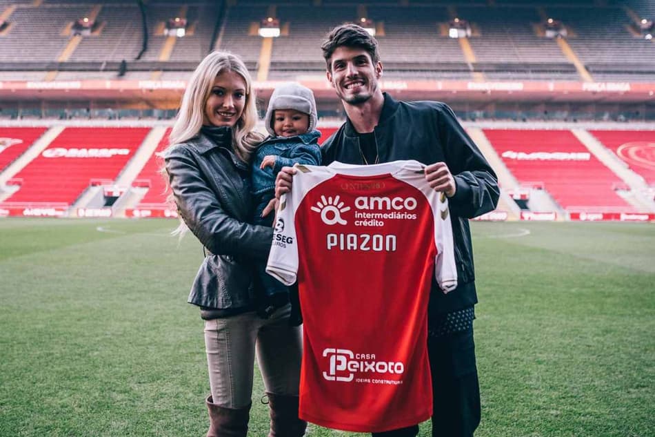 LANCE! Rápido: Lucas Piazón no Botafogo, novo capítulo no Gre-Nal e mais!