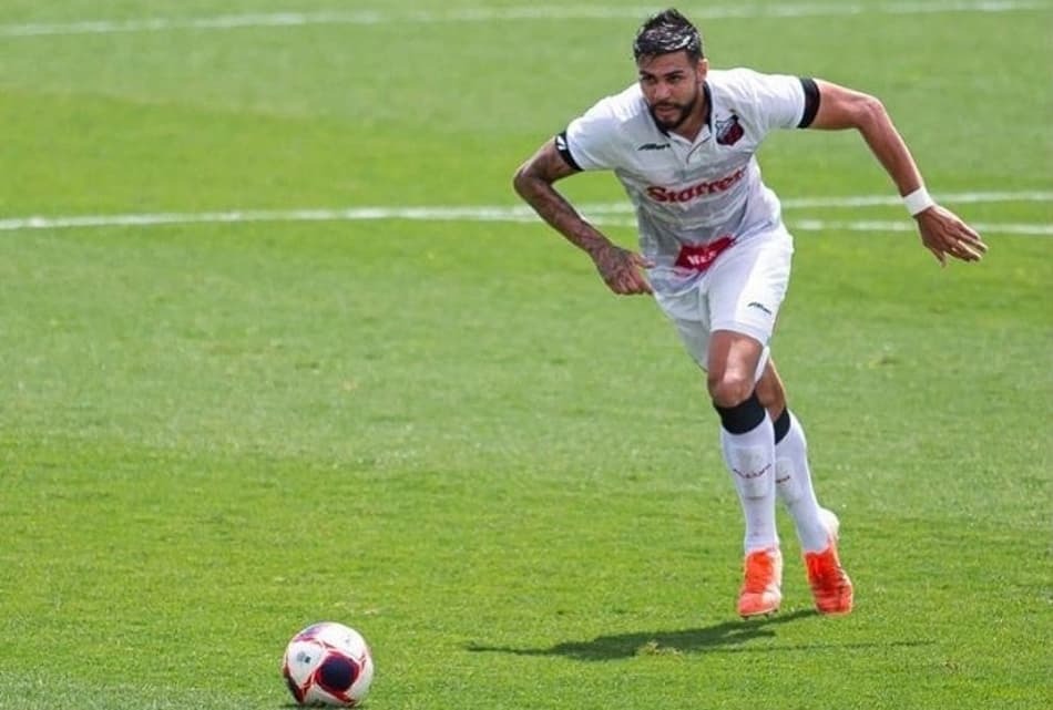 'Queremos chegar na Série B', diz Léo Santos, zagueiro do Ituano